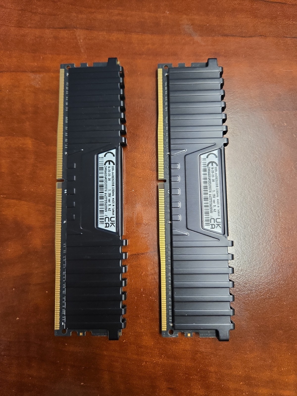 Crucial Vengeance LPX 64GB (2x32GB) RAM DDR4 3200MHz CMK64GX4M2E3200C16