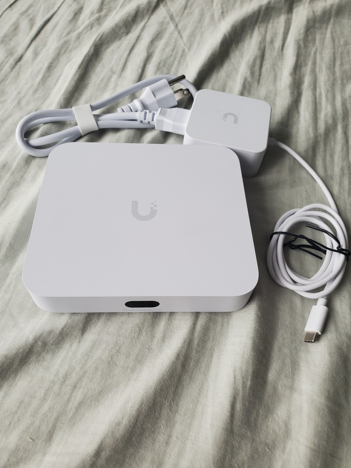 Ubiquiti UniFi Cloud Gateway Max UCG-Max 512GB NVMe 2.5GbE