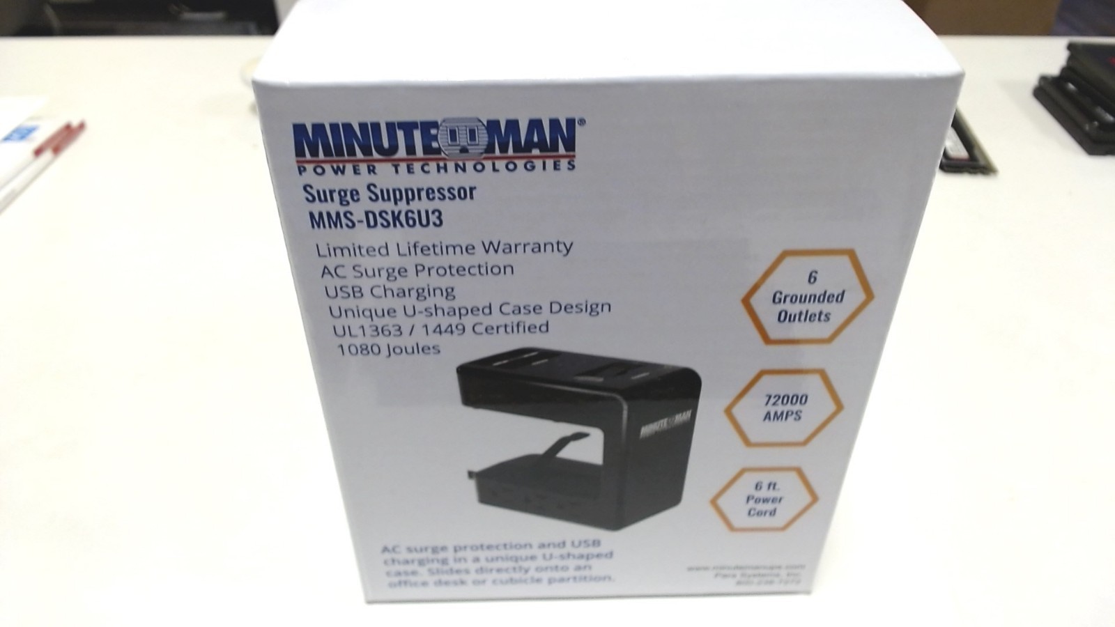 Minuteman MMS-DSK6U3 6-Outlets Surge Suppressor/Protector (mmsdsk6u3)