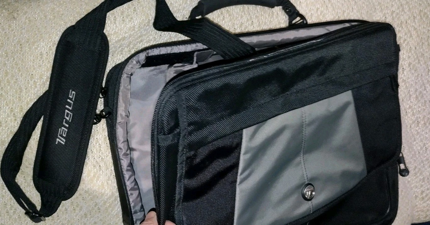 Targus Large Blacktop Deluxe Laptop Case Excellent condition