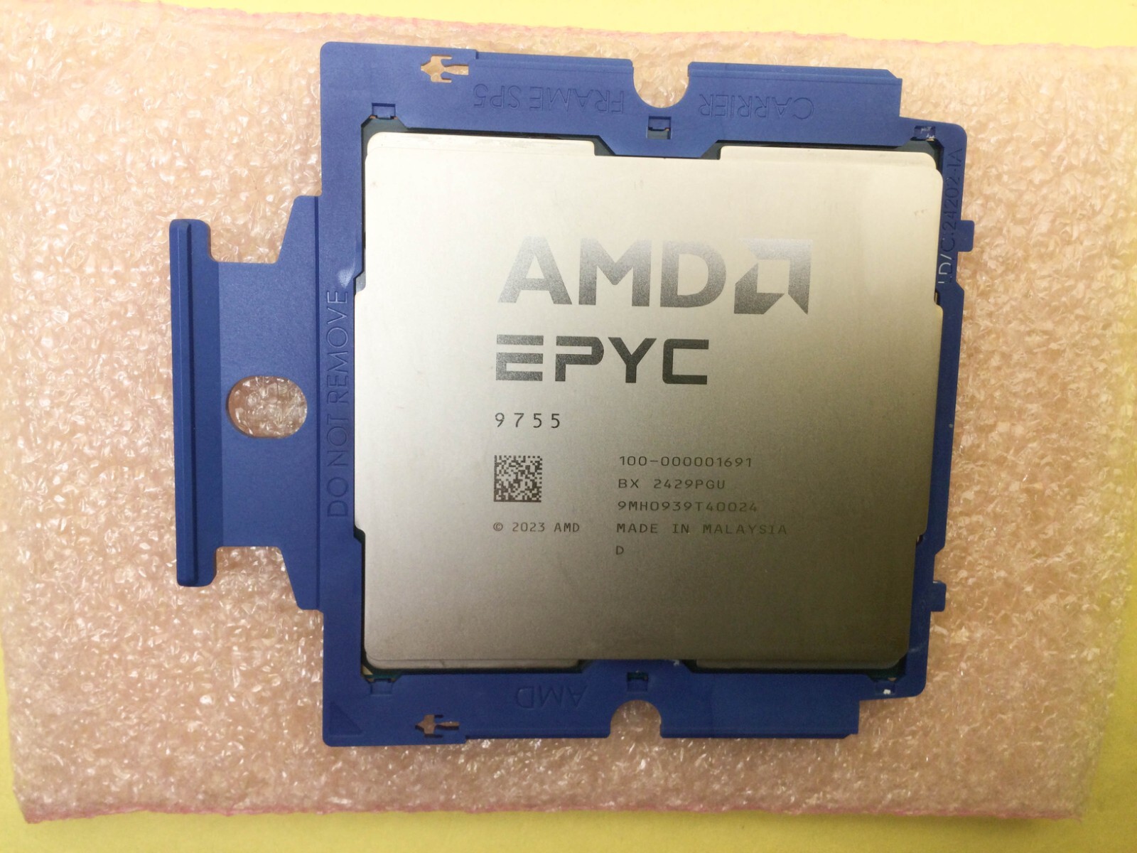 AMD EPYC 9755 128-Core 2.70GHz 512MB Socket SP5 Processor 100-000001691 **UNLOCK