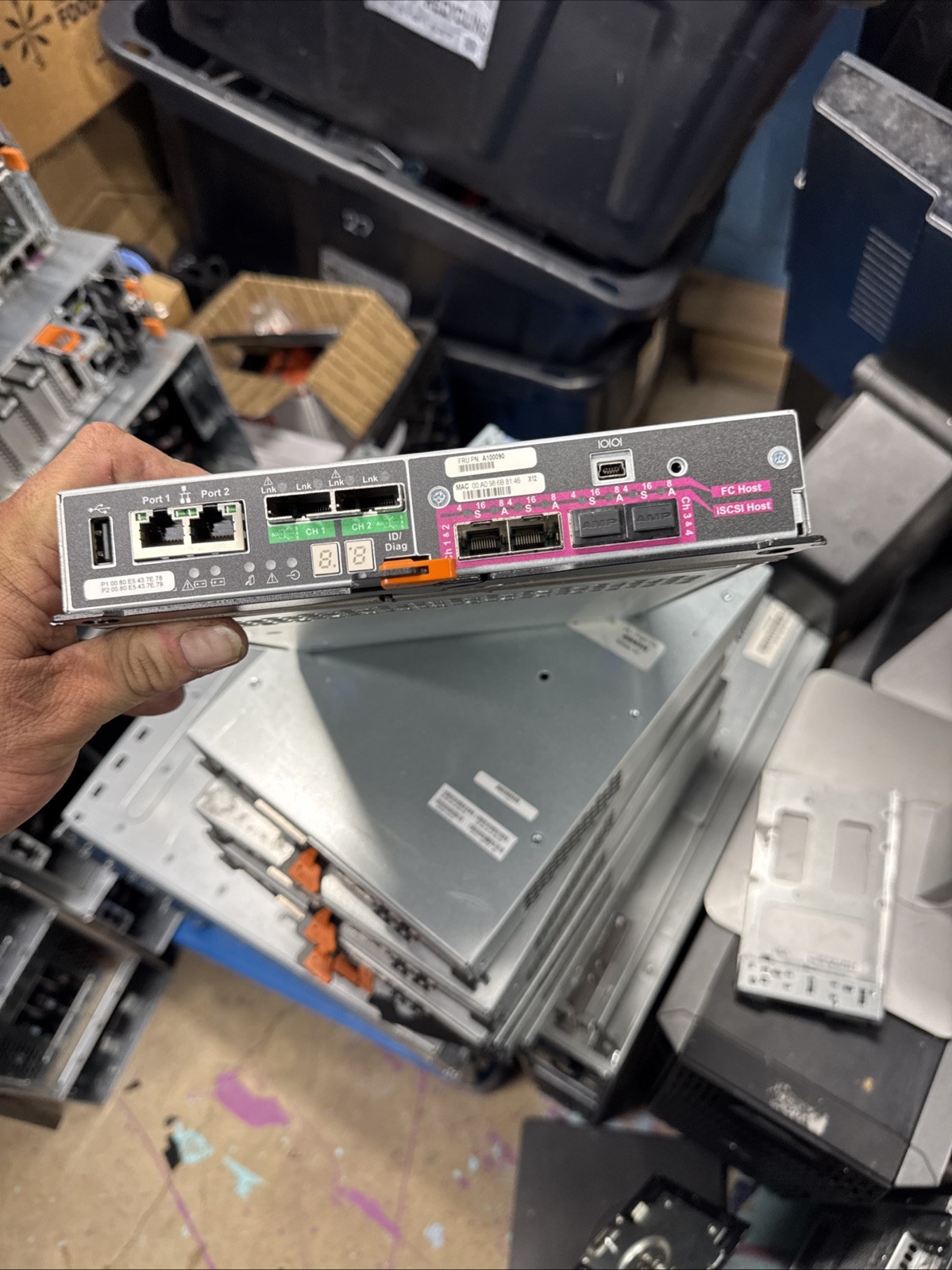 NetApp Drive Controller Module 1/F-6  111-02855+C1 8gb