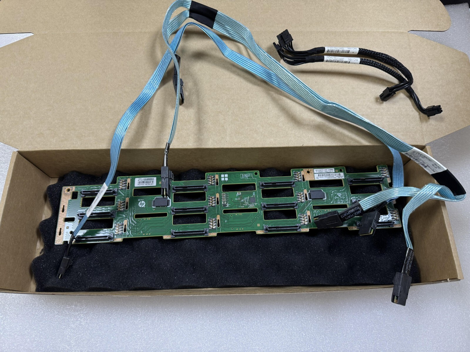 HP DL380 DL388 G9 12X3.5" LFF Backplane Board 742794-001 777284-001  P440 cables