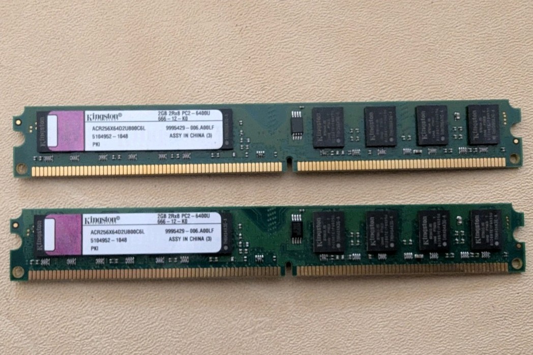 Kingston 4 GB (2x2GB) DDR2 2Rx8 PC2-6400 DDR2  Desktop Memory Low Profile