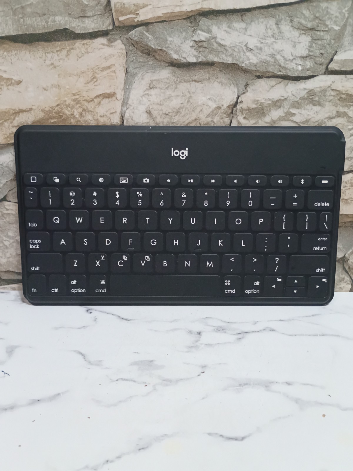Logi Keys-To-Go Keyboard, Black, English QWERTY