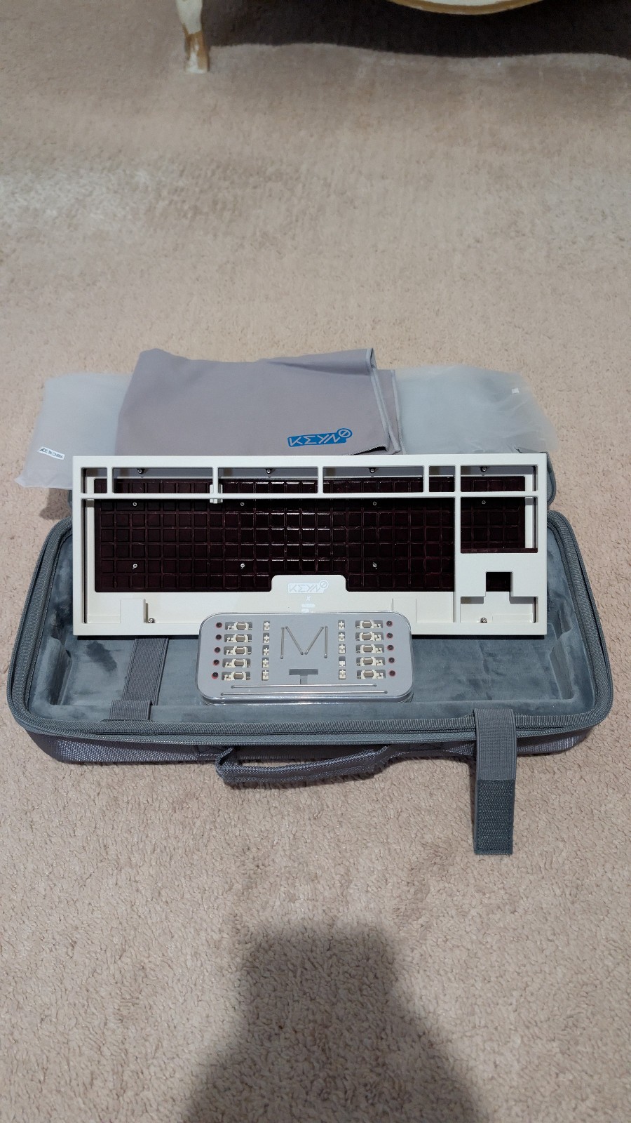 Two Keyboard Kits: Kenyo Y-8 & Keychron Q10 Pro Mechanical Keyboard Kit Bundle