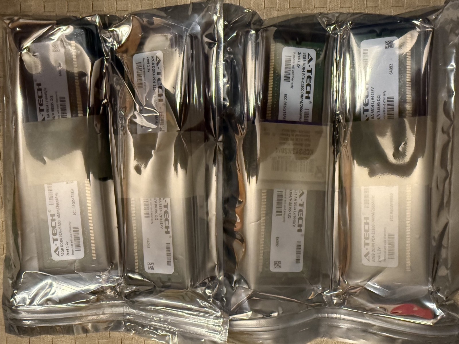 SK Hynix 256GB (8 x 32GB) PC4-21300 ECC DDR4 2666MHz 2rx4 1.2v