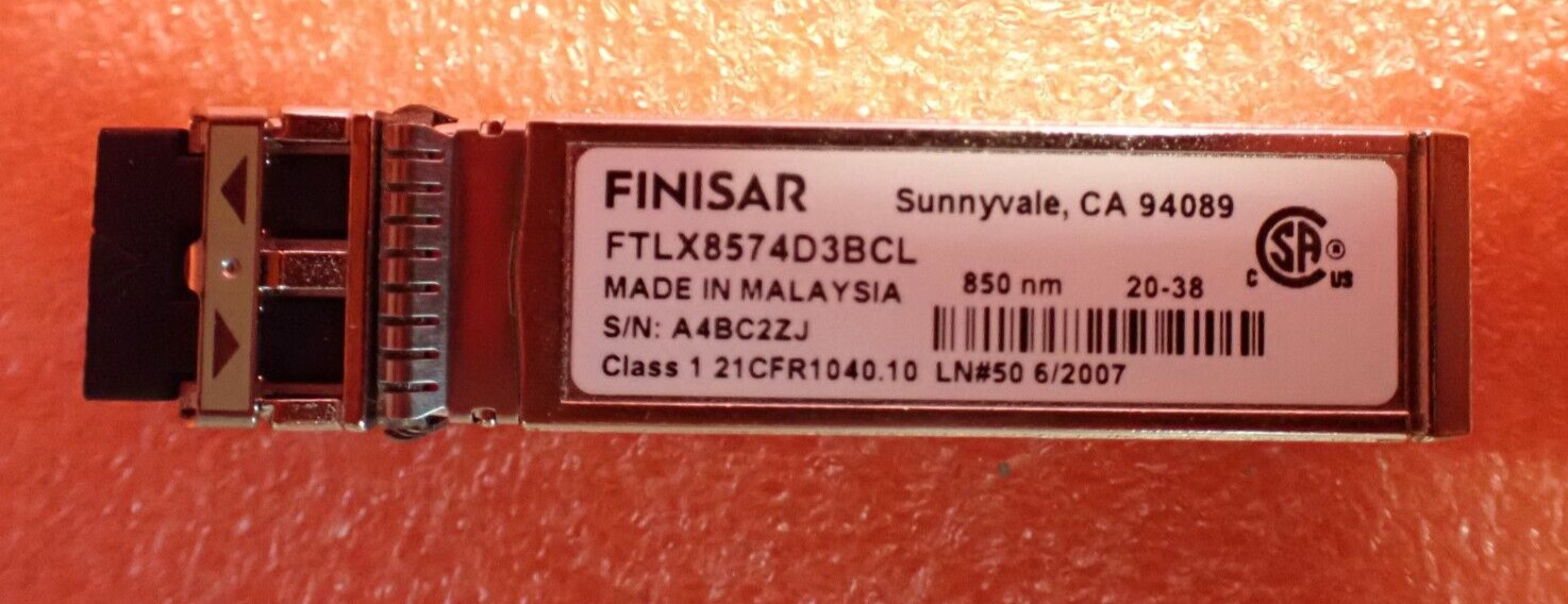 Fujitsu Finisar 10GbE SFP+ SR LC 300m MMF Transceiver Module S26461-F3986-E3