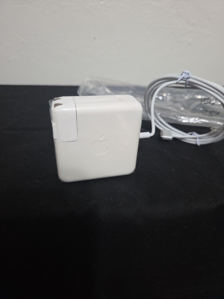 Never Used Genuine Apple Magsafe 2 60W AC Power Adapter A1435 Sealed No Box