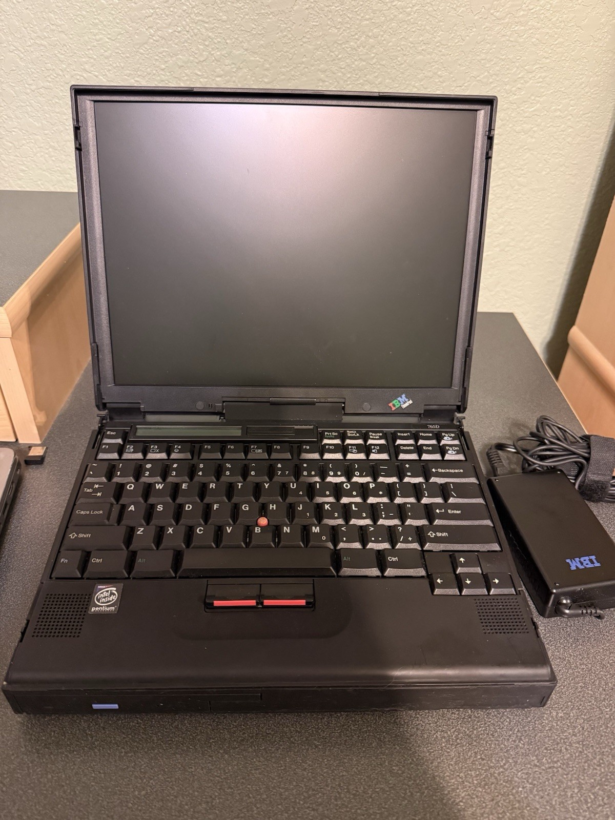 Thinkpad IBM 765D laptop