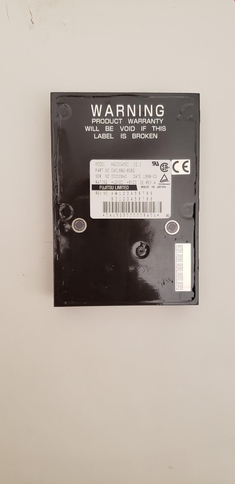 Fujitsu CA01682-B362 4.5GB SCSI 80pin Hard Drive Model MAC3045SC