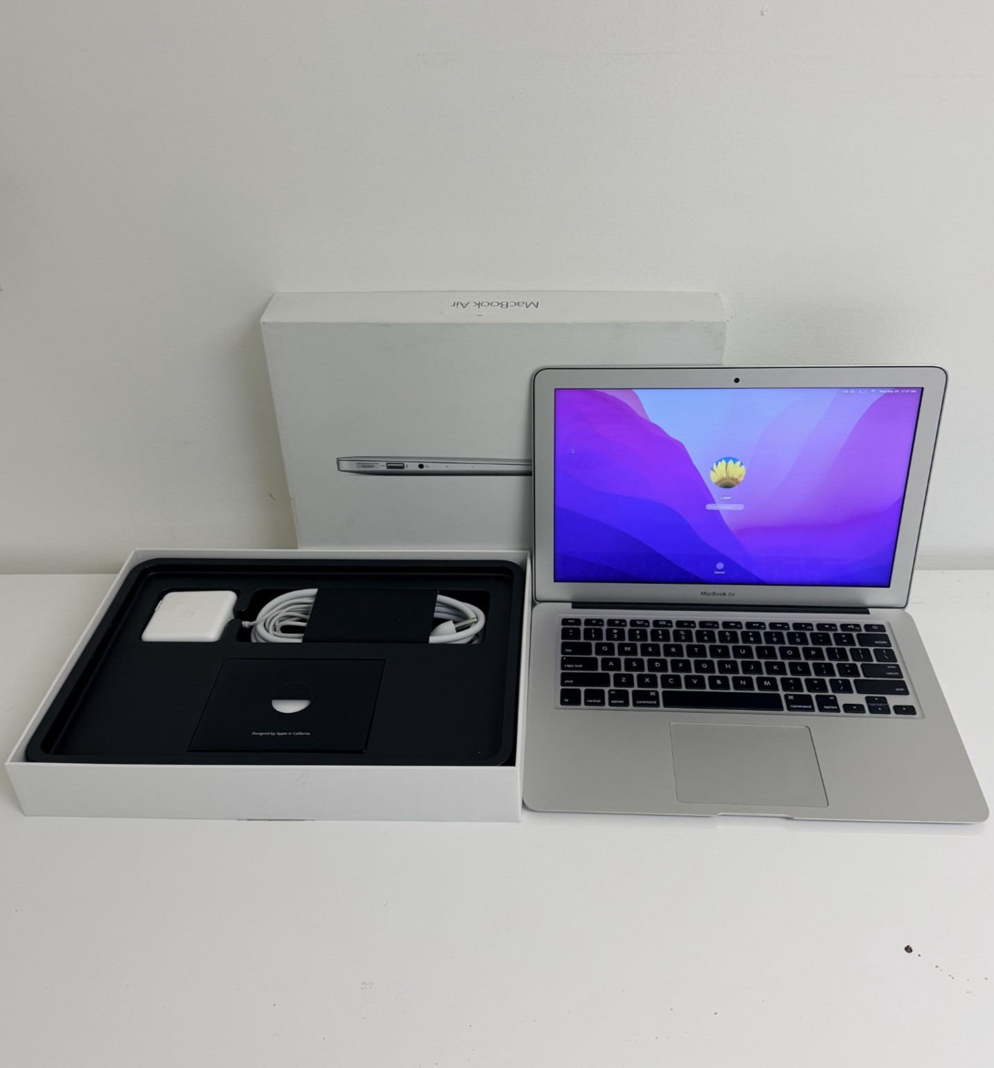 Apple MacBook Air 2017 13.3" A1466 i5 8GB RAM 128GB SSD Silver Cycle Count: 1