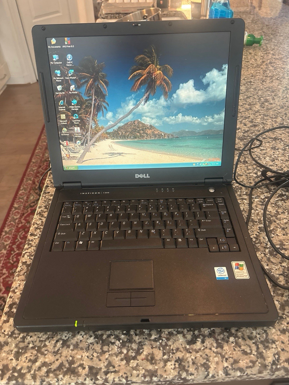 DELL INSPIRON 1200 - 248MB RAM With Charger