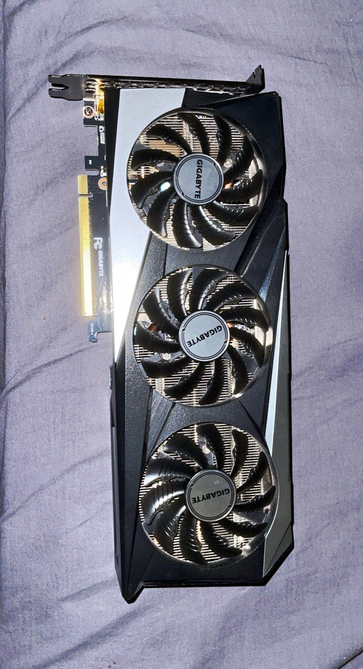 GIGABYTE NVIDIA GeForce RTX 3060 12  GB Triple FanPCIe x16 Multi-Monitor