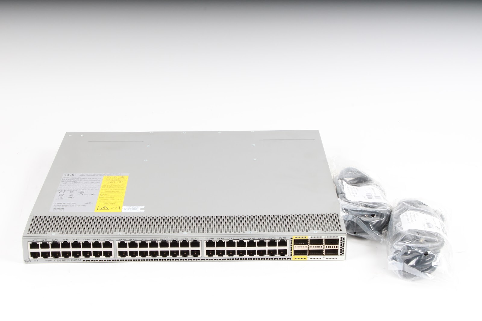 Cisco Nexus N2K-C2348TQ-10G-E 48-Port Fabric Extender With Original Box