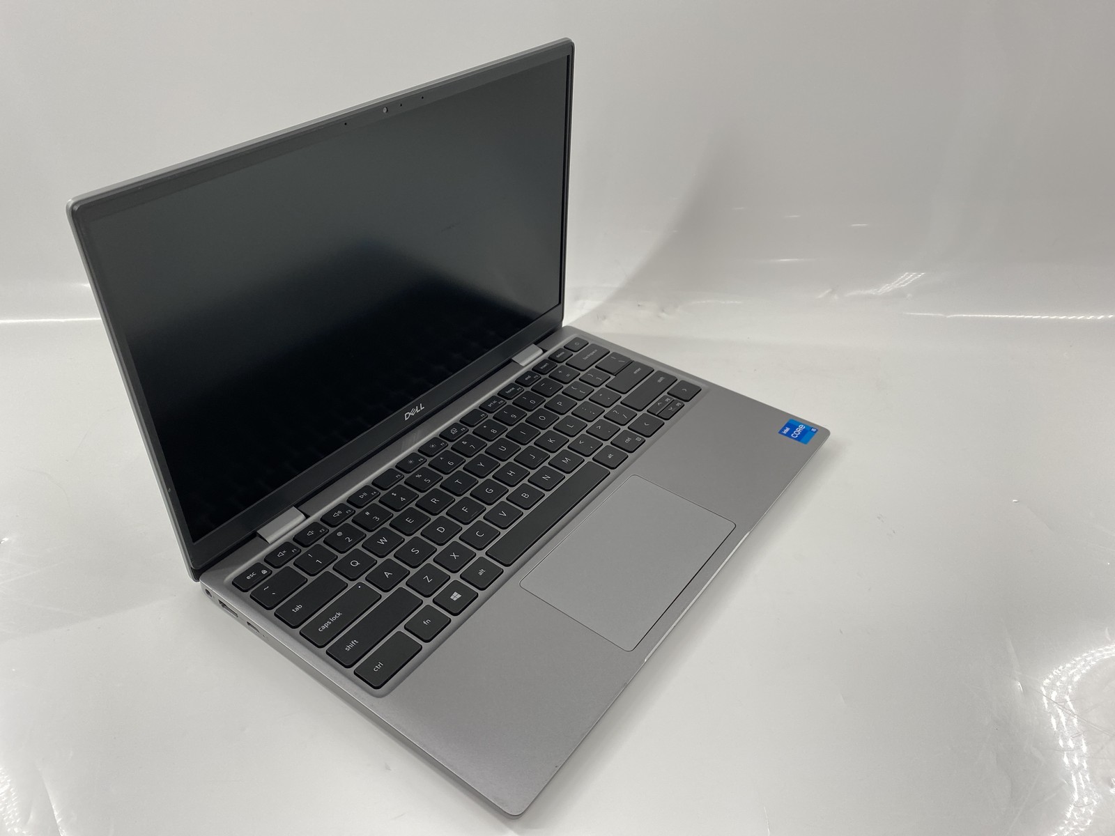 Dell Latitude 3320 13.3" Core i5 | 16GB 256GB-SSD | Read Description*