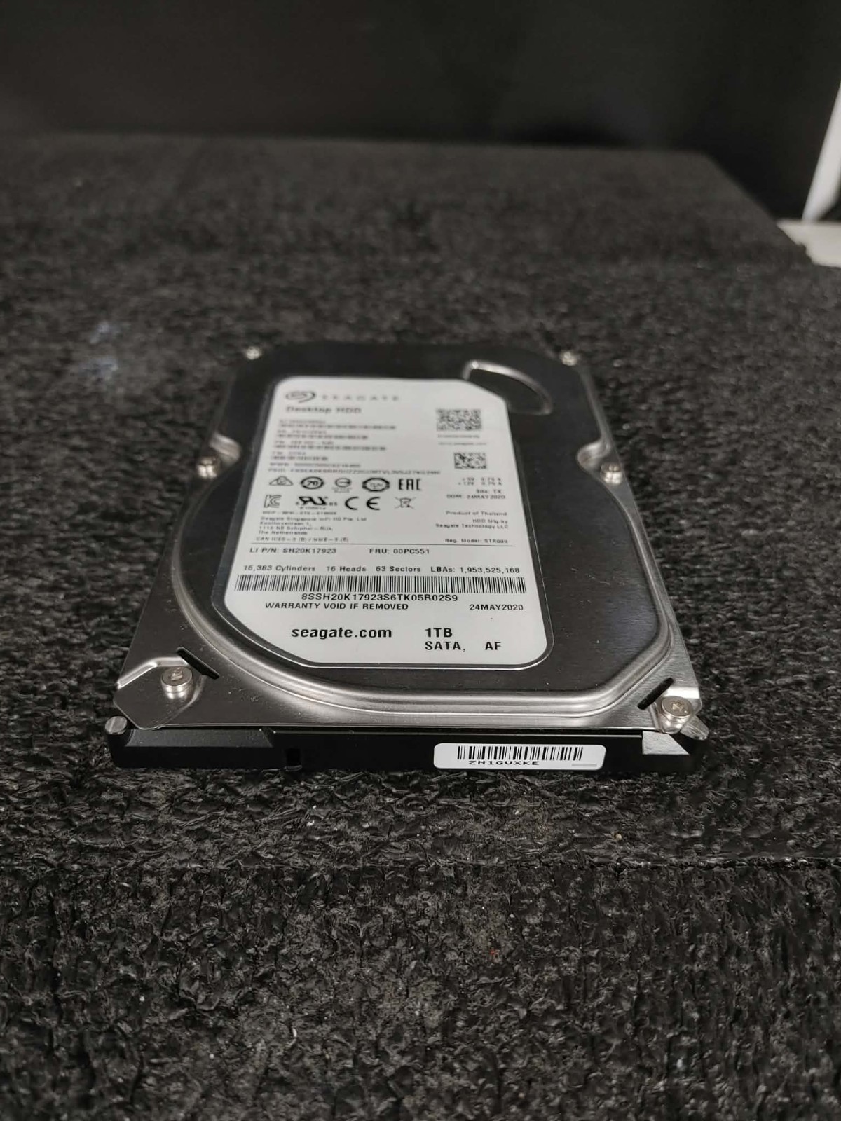 Lenovo SH20K17923 ST1000DM003 1TB 7.2K RPM FW CC64 64MB 6Gbps SATA 3.5" HDD