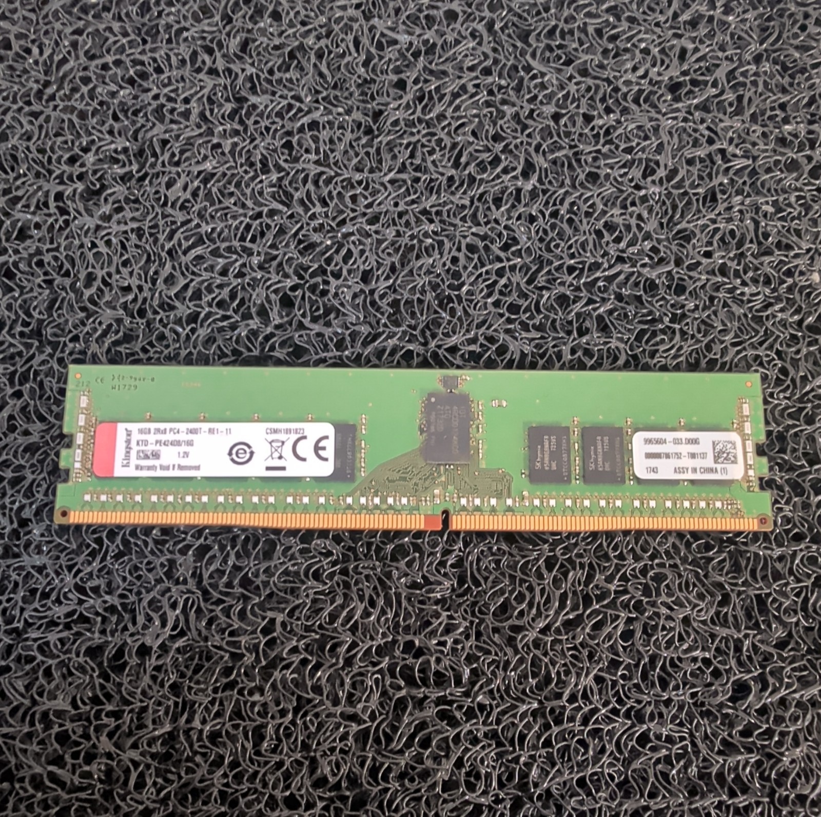 Kingston 16GB DDR4 PC4-2400T DDR4 SDRAM DIMM Server Memory KTD-PE424D8/16G