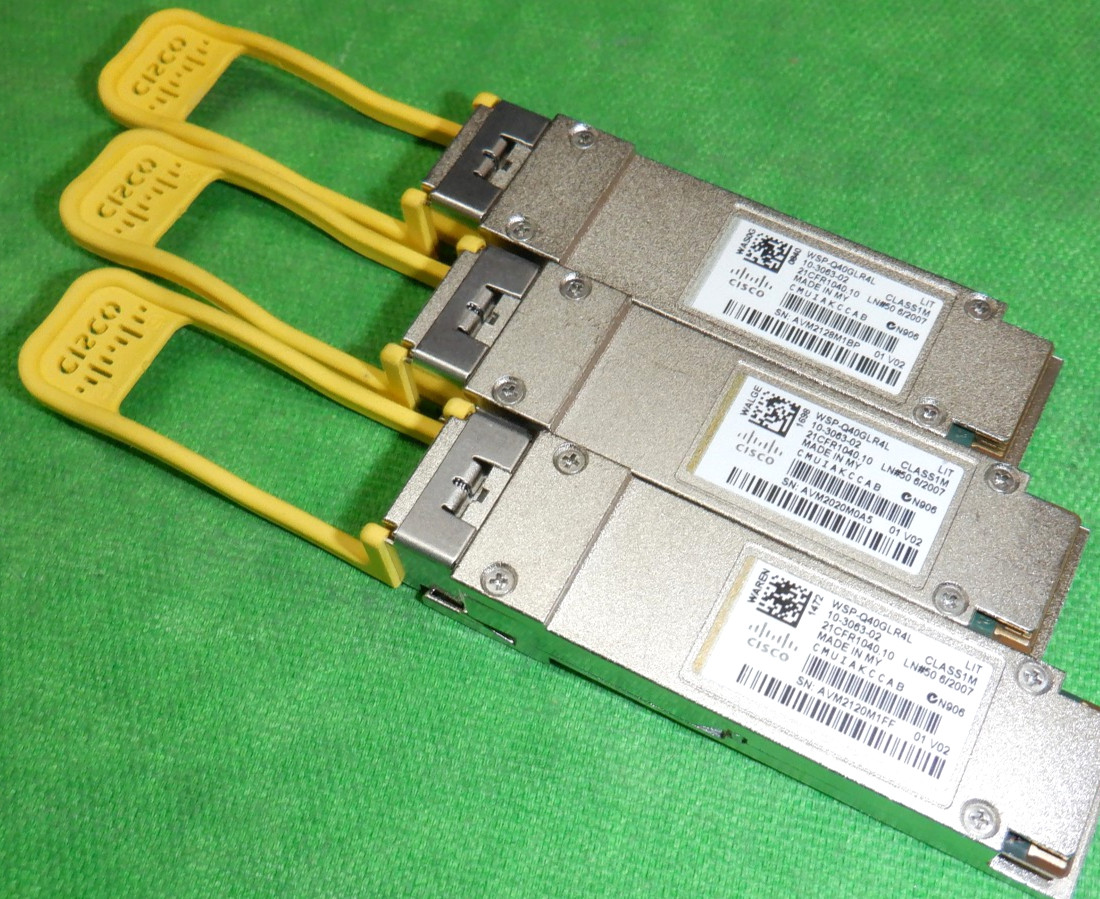 CISCO WSP-Q40GLR4L  10-3063-02 Fabric extender transceiver   LOT OF 3