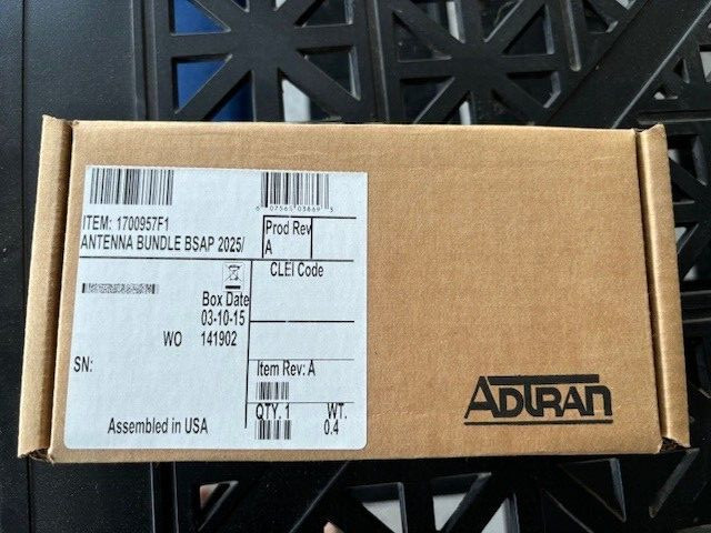 Adtran 1935 Access Point Antenna Bundle Omni-directional Genuine OEM 1700931F1