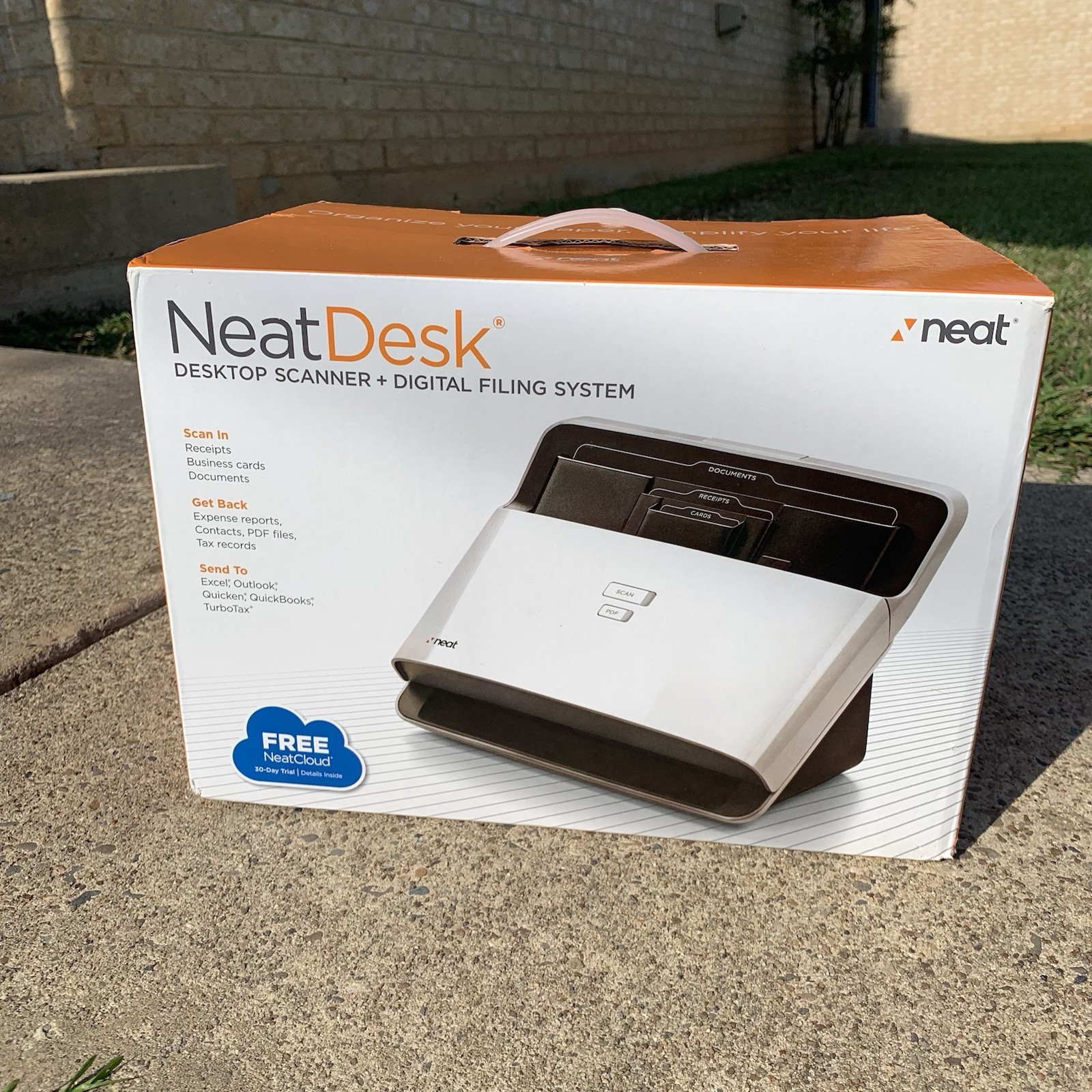 The Neat Company NeatDesk Desktop Scanner and Digital Filing System Home Office