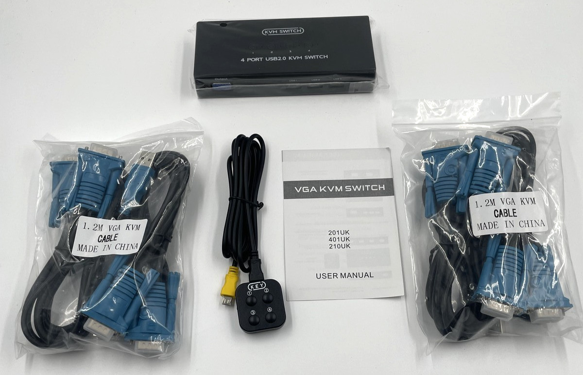 OZQVPUA 4-Port VGA KVM Switch - Manual Push Button - Black