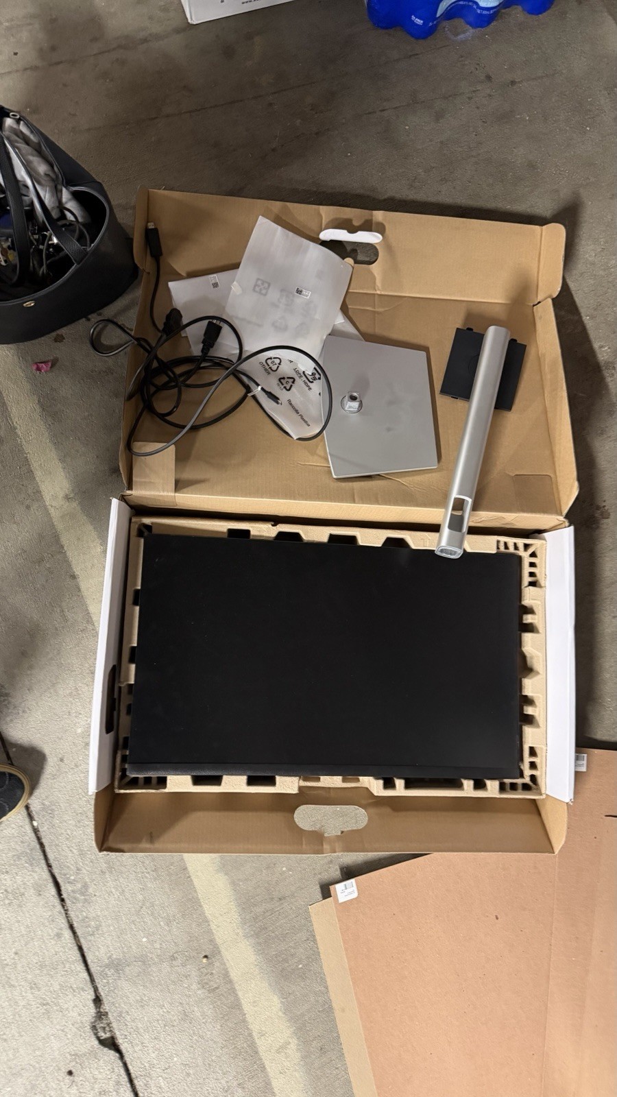 Dell S2722QC 27” 4K UHD USB-C IPS Monitor - Complete in Original Box - Excellent