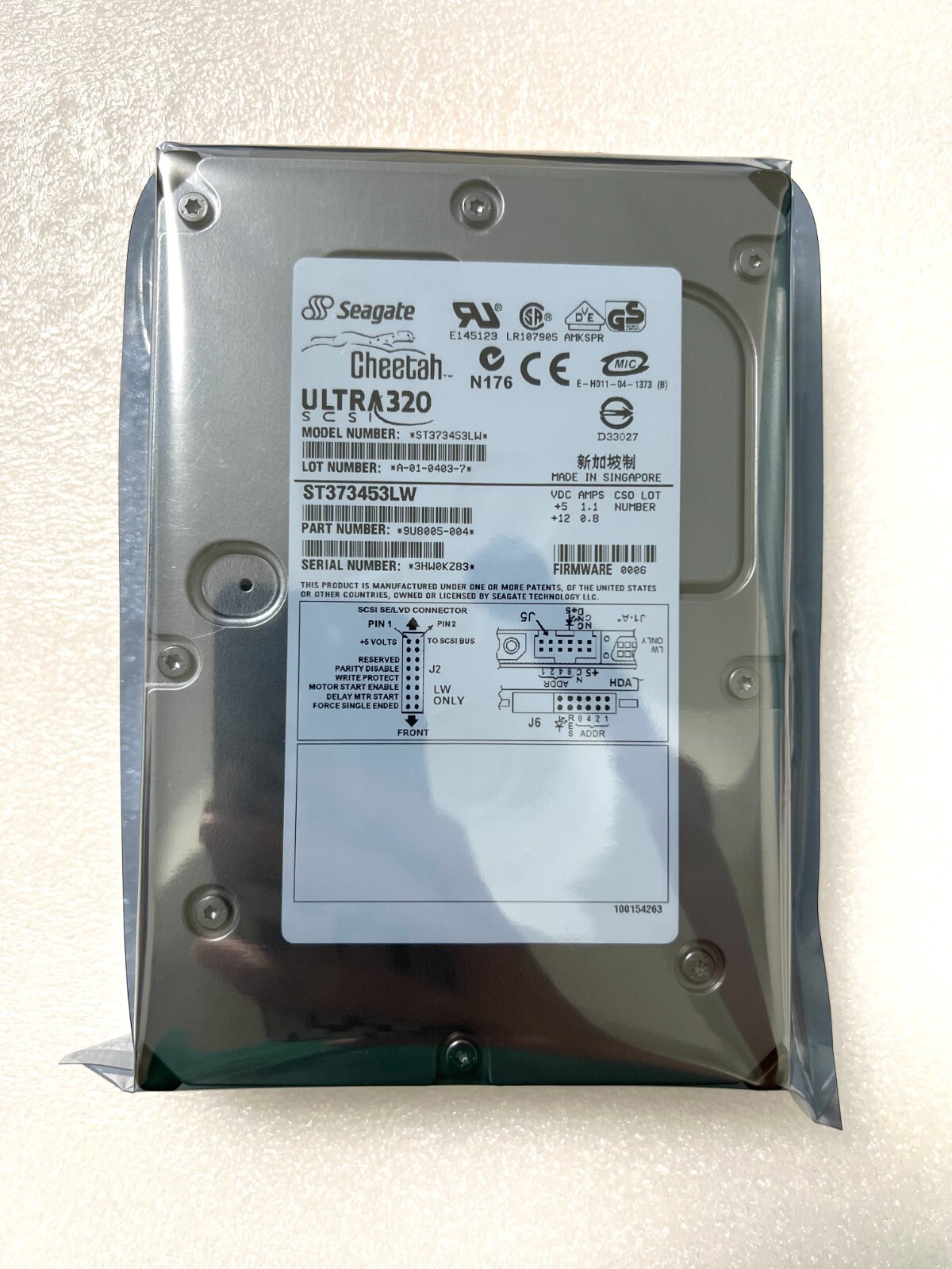 Seagate Cheetah ST373453LW 15K.3 73.4 GB SCSI 68pin 3.5 in U320 HDD Hard Drive