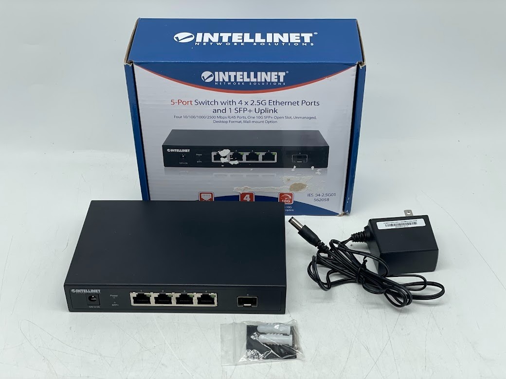 Intellinet 5-Port Switch