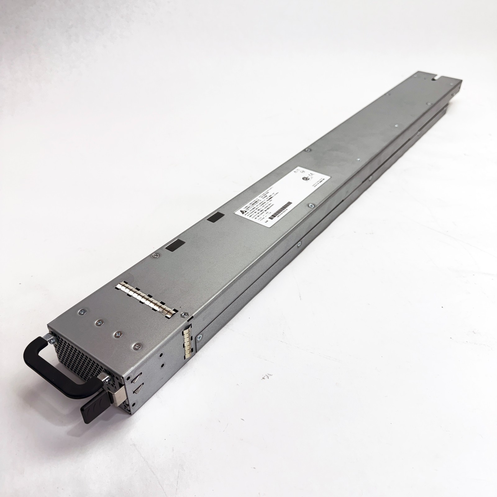Delta Electronics 3000W Power Supply DPS-3000AB-3 A 50/60 Hz 200-277V