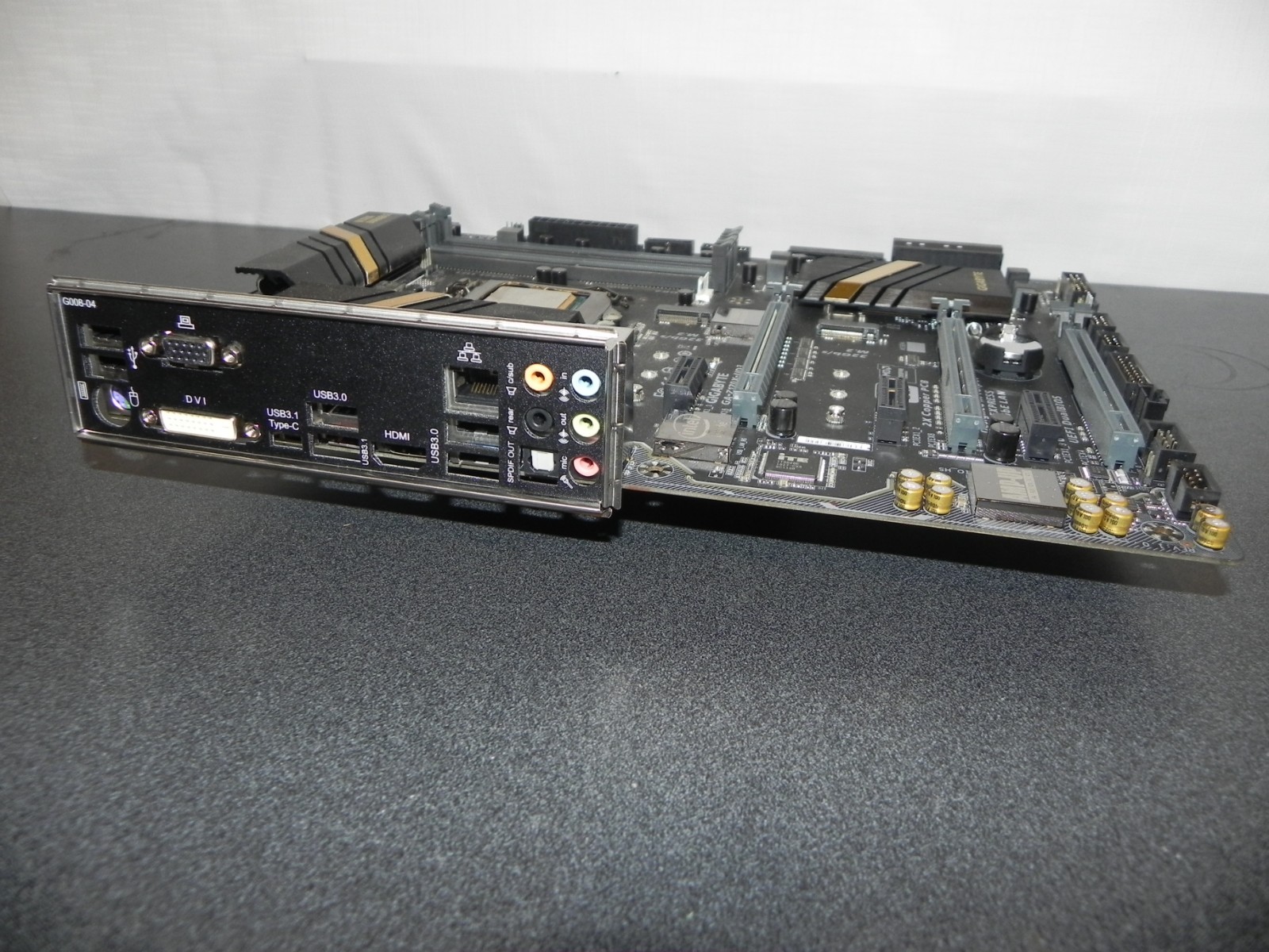 GIGABYTE GA-Z170X-GAMING 3 Intel Core i5-6400K with/ IO plate