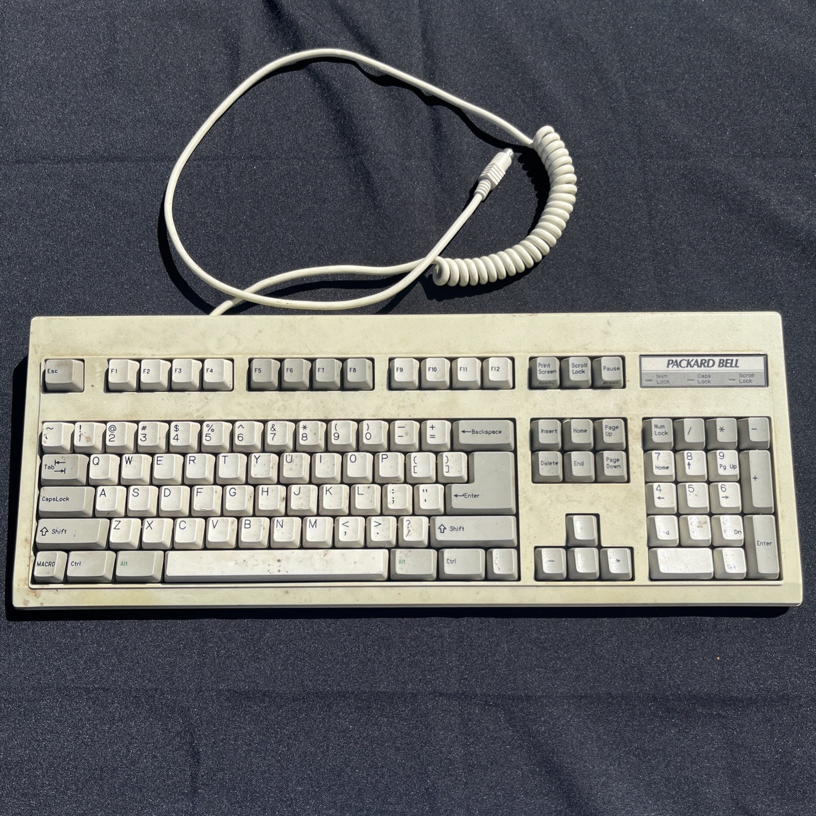 Vintage Packard Bell BTC 5339 Keyboard AT DIN Retro PC Computer Mechanical