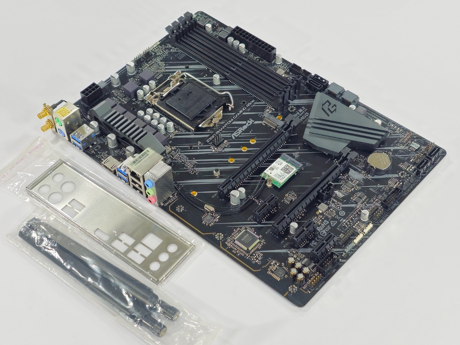 ASRock Z390 Phantom Gaming 4S/AC Intel Z390 ATX DDR4 LGA 1151 WiFi Motherboard