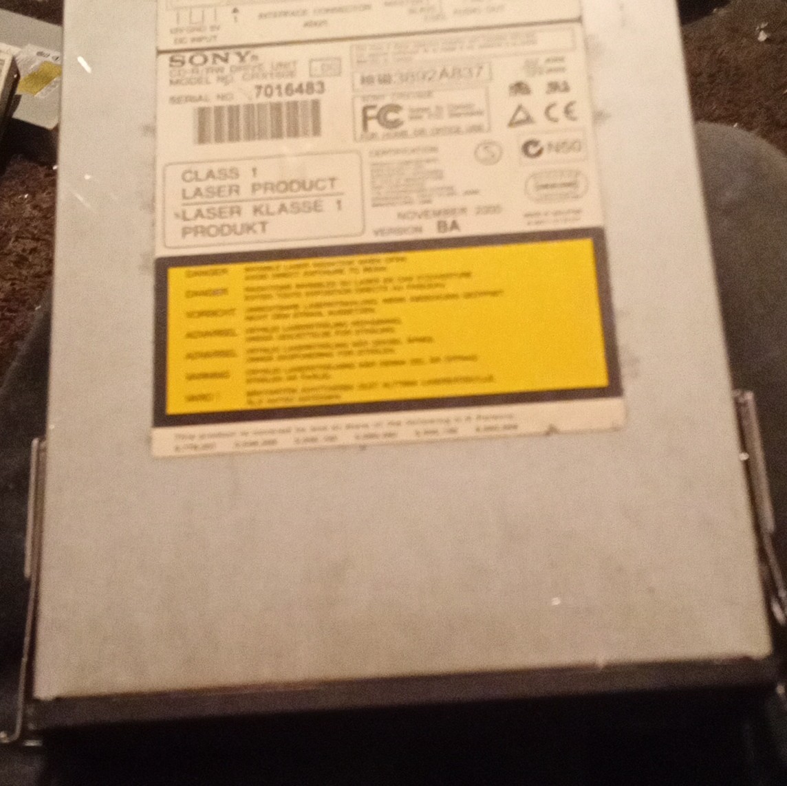 Sony CD-R/RW Drive Unit Model No. CRX160E with E-IDE Connection