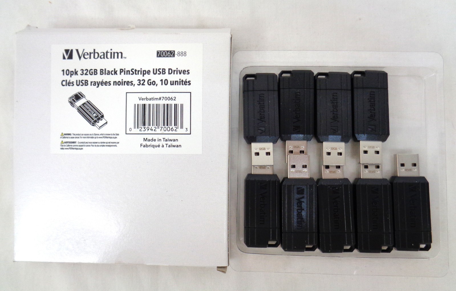 Verbatim PinStripe 32GB USB 2.0 Retractable Flash Drive Black 9-Pack