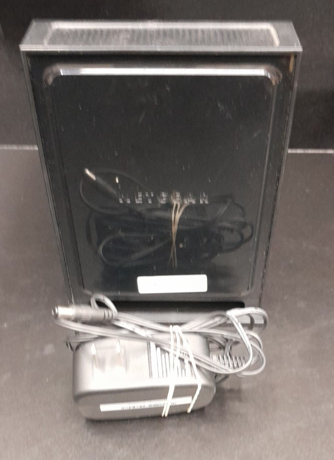 NETGEAR WNR2000V5 N300 4-Port Wireless Broadband Router w/ Power Cable