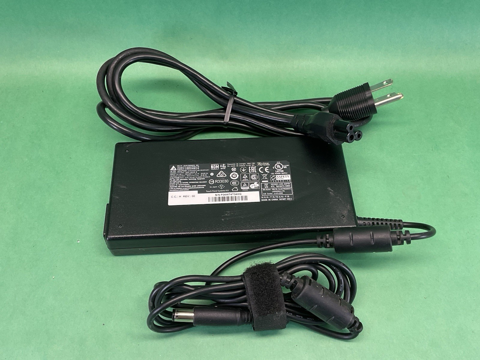 Delta MSI ADP-150VB B 19.5V 7.7A 150W Laptop AC Adapter Charger w Power Cord