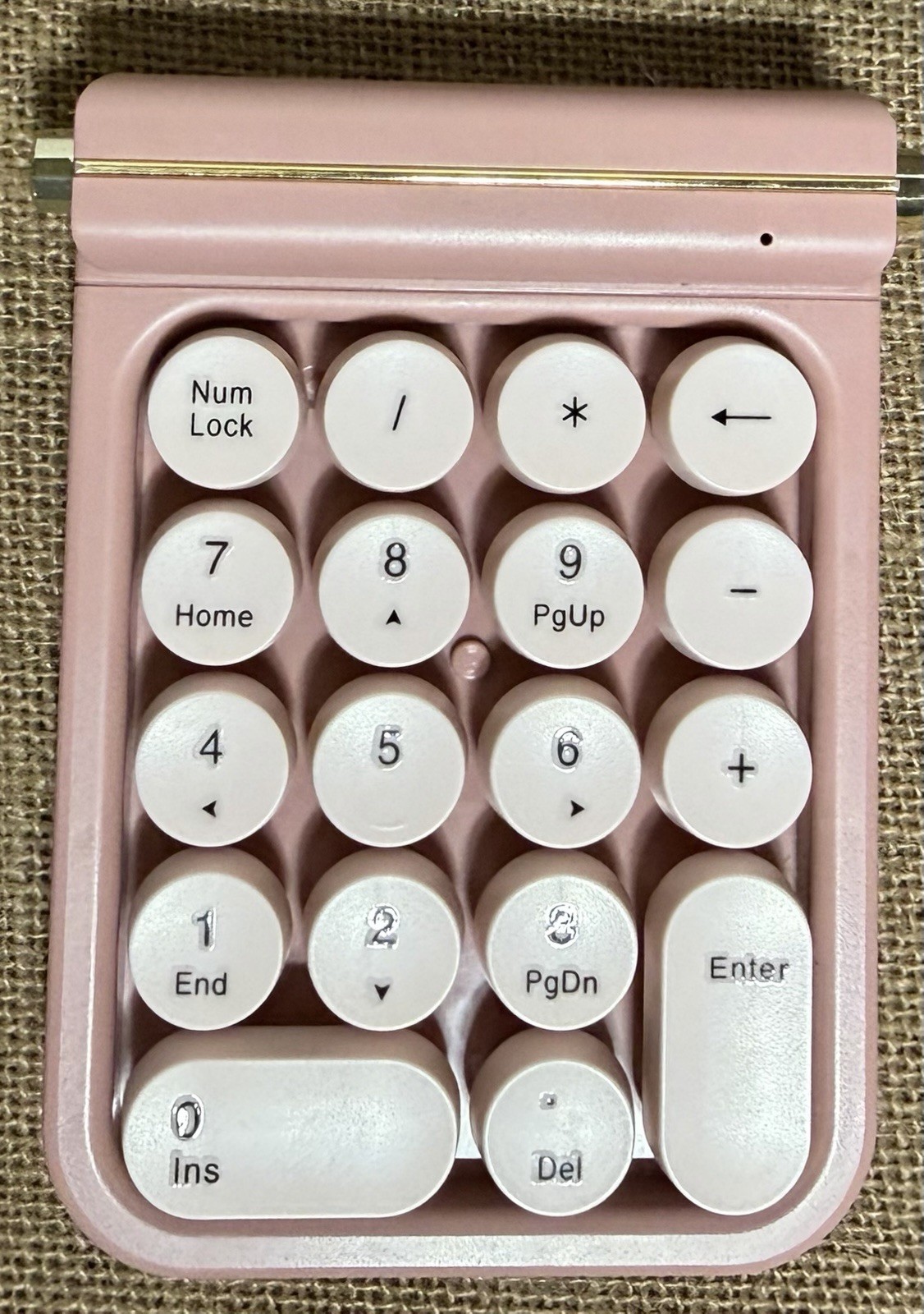 Portable Wireless Numeric Keypad 18 Keys Retro Round Keycap Digital Number Pad