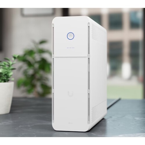 Ubiquiti UniFi UPS Tower 1000VA/600W Uninterruptible Power Supply (UPS-Tower)