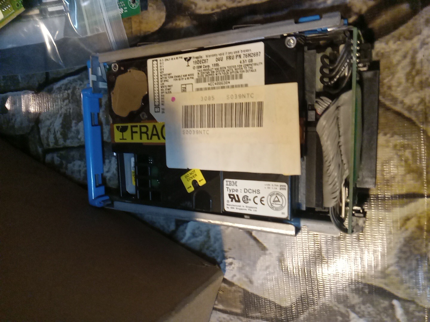 IBM DCHS-04U P/N: 3.3oz3159 4.51 GB