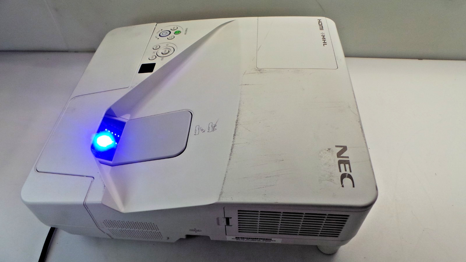 NEC NP-UM351W 3LCD Projector 3500 ANSI Lumens [Lamp Hrs: 2646H] No Remote