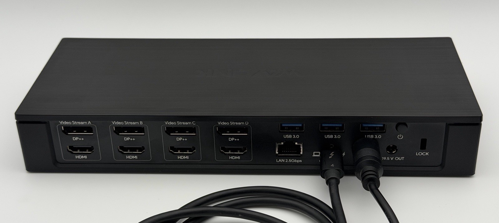 WAVLINK 20-in-1 Quad 4K USB-C DisplayLink Thunderbolt Docking Station