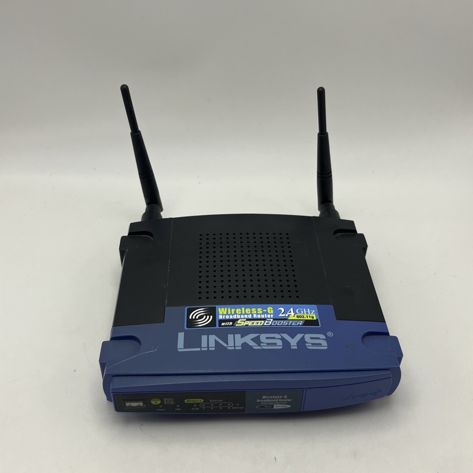 Linksys WRT54G 54 Mbps 4-Port 10/100 Wireless G Router