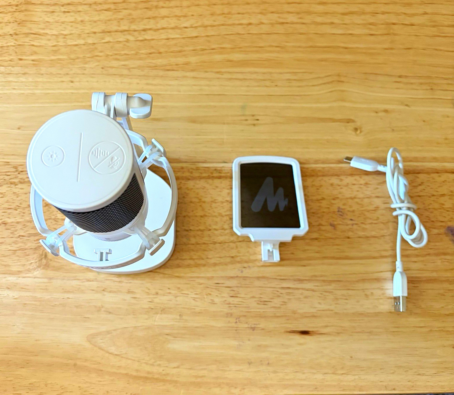Maono AU-PM401 USB Cardioid Desktop Mic, Mute, Headphone Jack, White + Pop