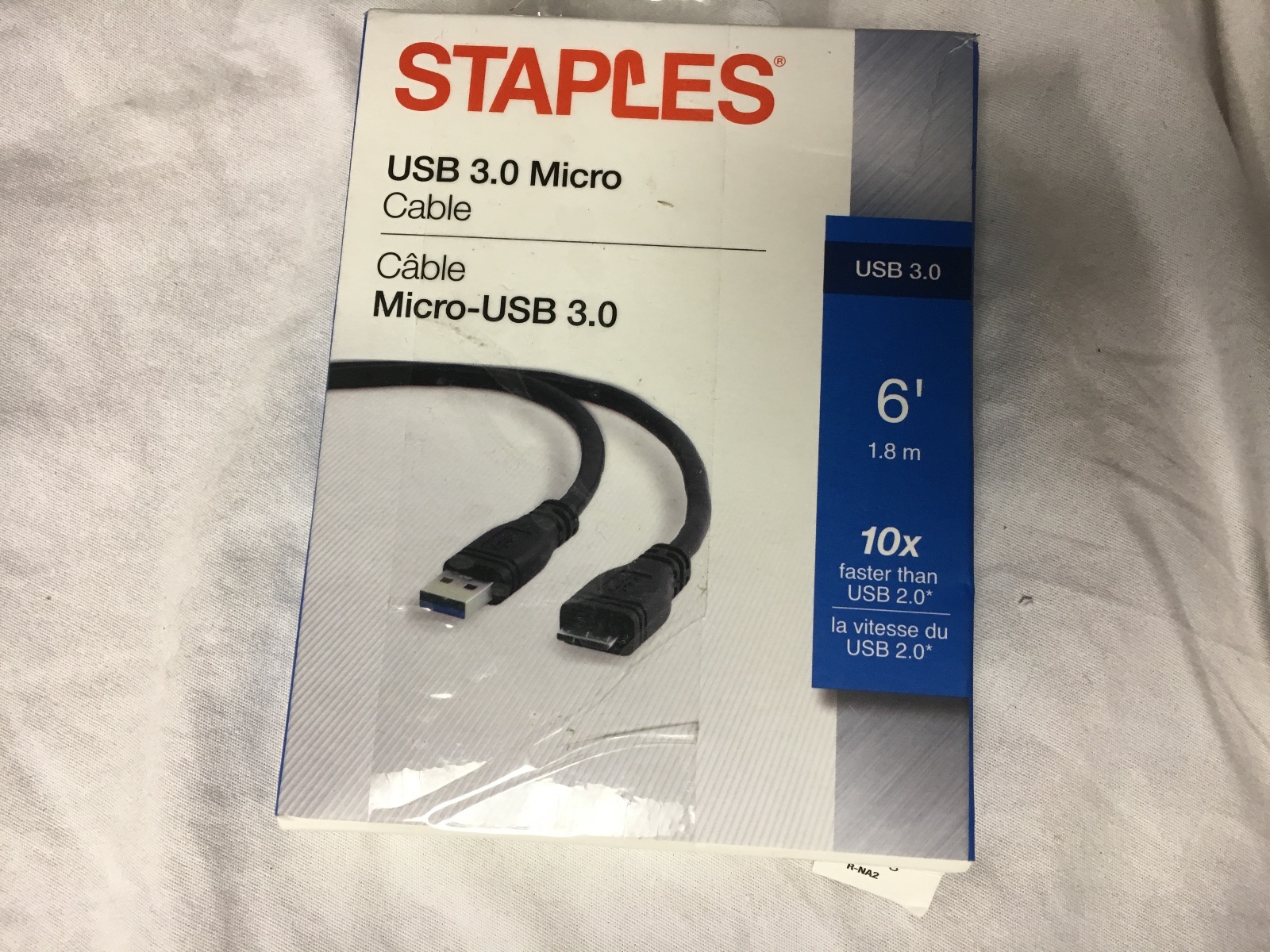 Staples 6 Foot USB 3.0 Micro Cable Black NEW open box 