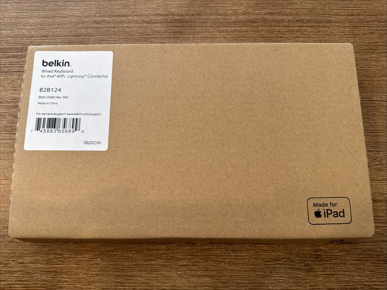 Belkin B2B124 Wired Keyboard for iPad with Lightning Connector