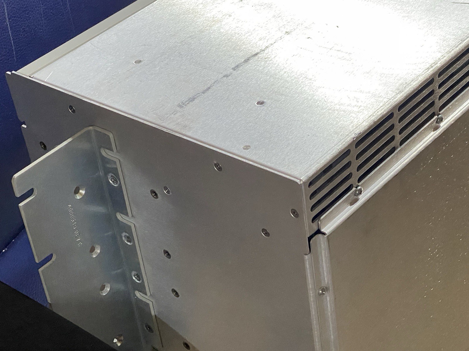 CISCO PRISMA CHASSIS 4011176 2x P2-PS-M-D-W -48 V DC CISCO PRISMA 736740