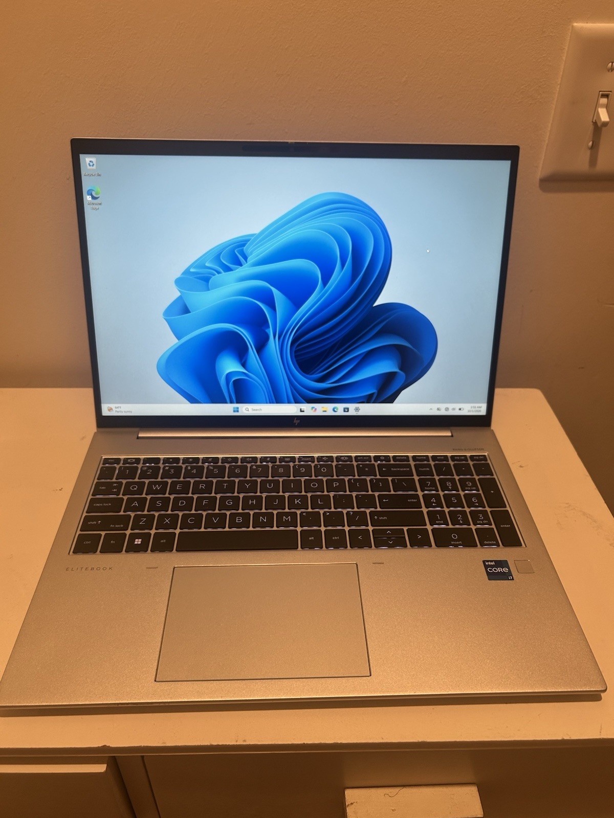 HP EliteBook 860 16 G9 Laptop Intel Core I7-1260P 32GB DDR5 256GB SSD Win 11
