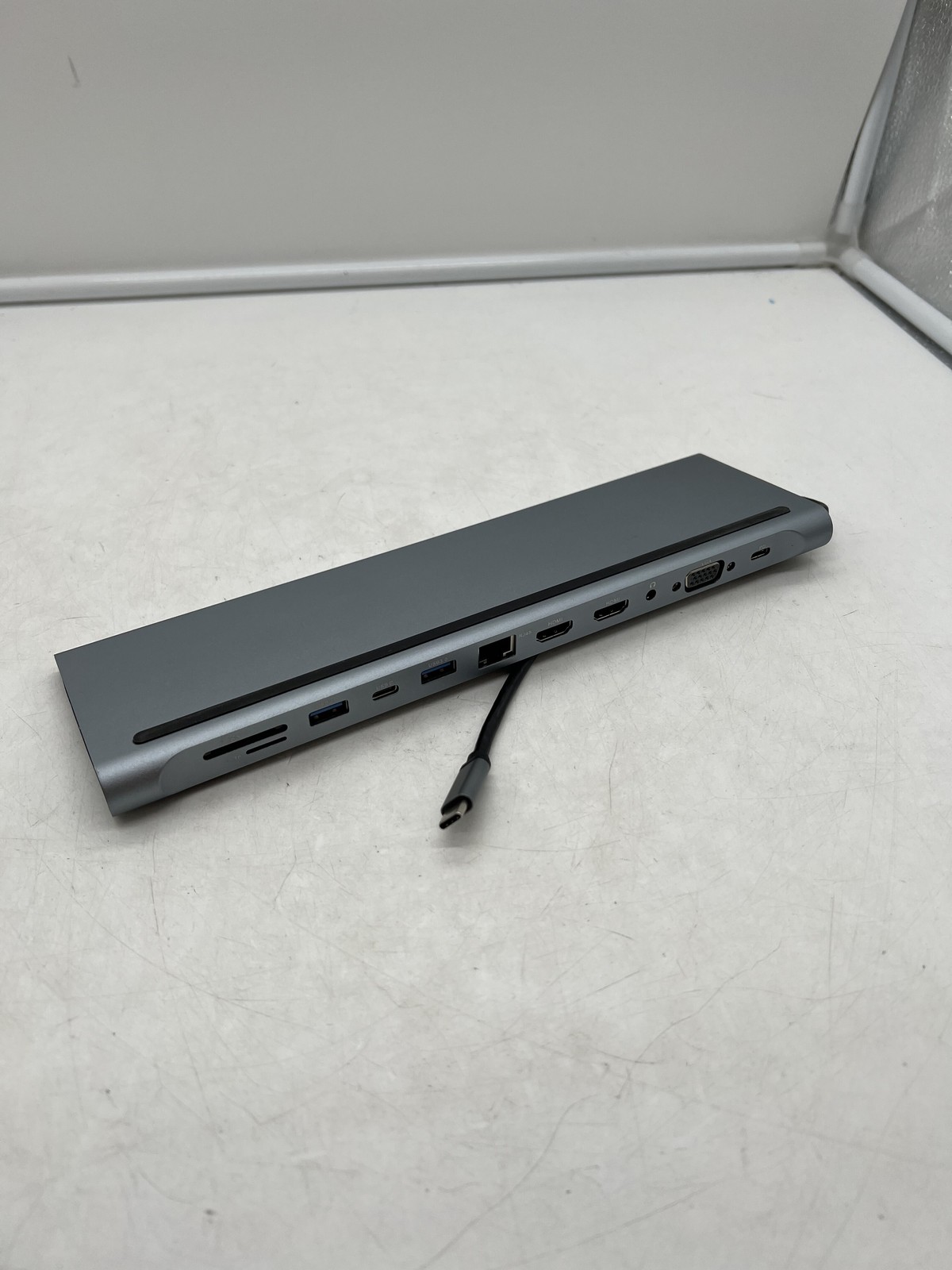 12 IN 1 USB C Docking Station Triple Monitor HDMI VGA Device only 