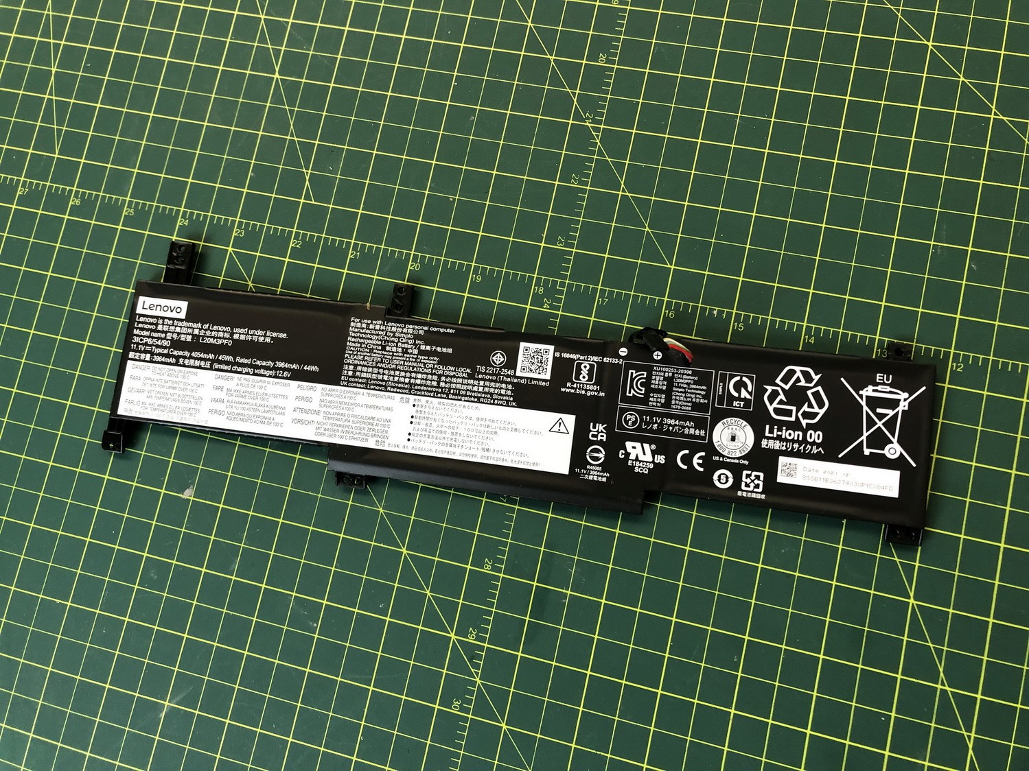Genuine Lenovo V15 G2  IdeaPad 3 15ITL6 Battery 11.1V 45Wh 3964mAh L20M3PF0